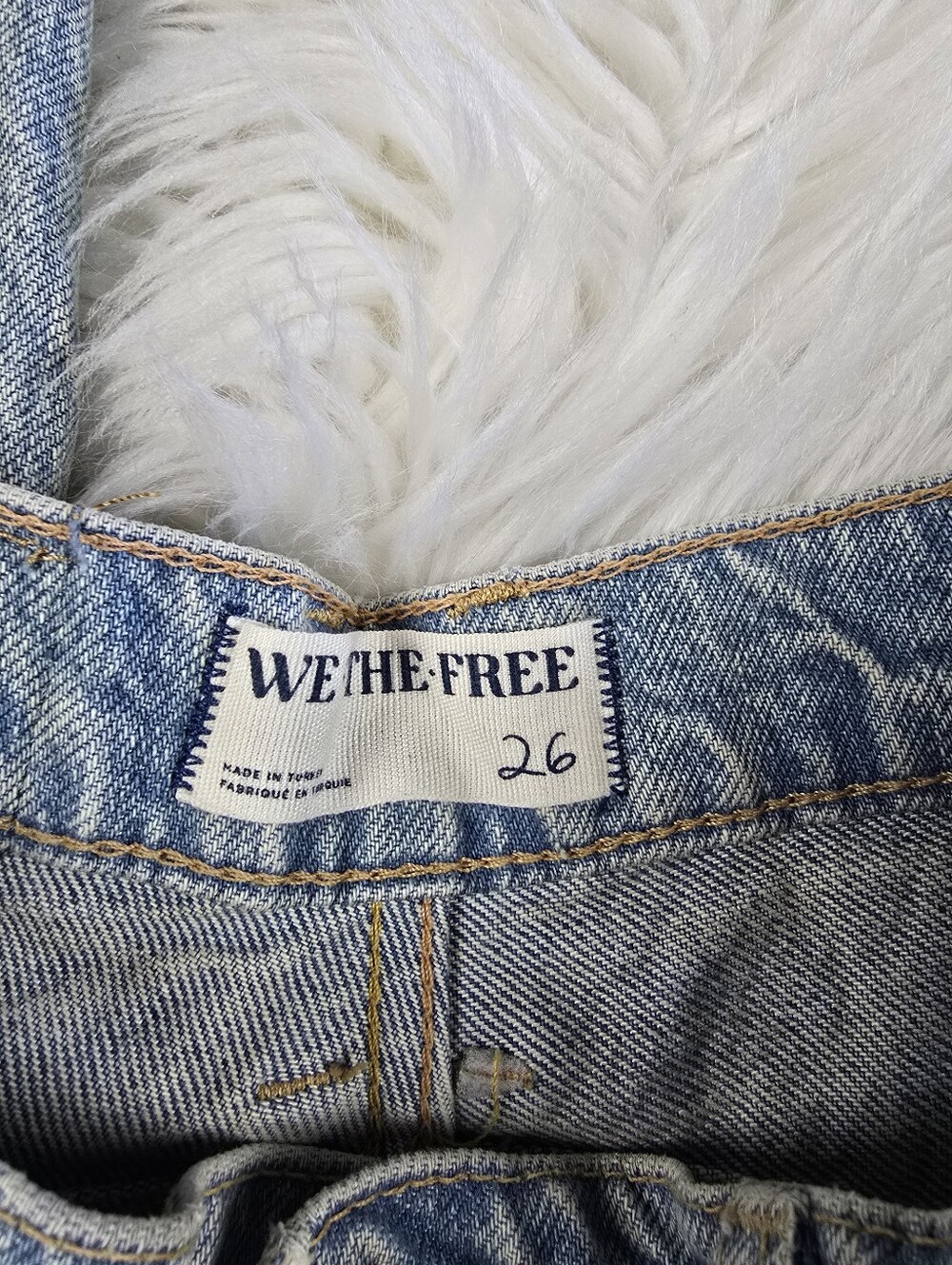 We The Free RARE Shadow Star Good Luck Barrel Jeans 26 - Picture 5 of 16